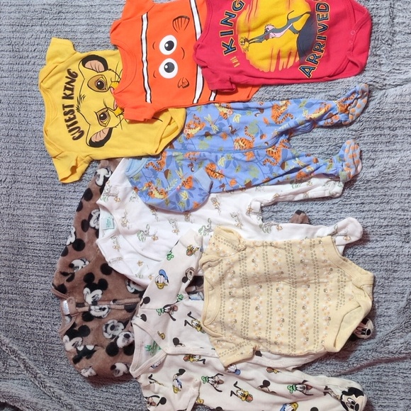 Disney Other - Disney Baby Bundle (8 pieces)